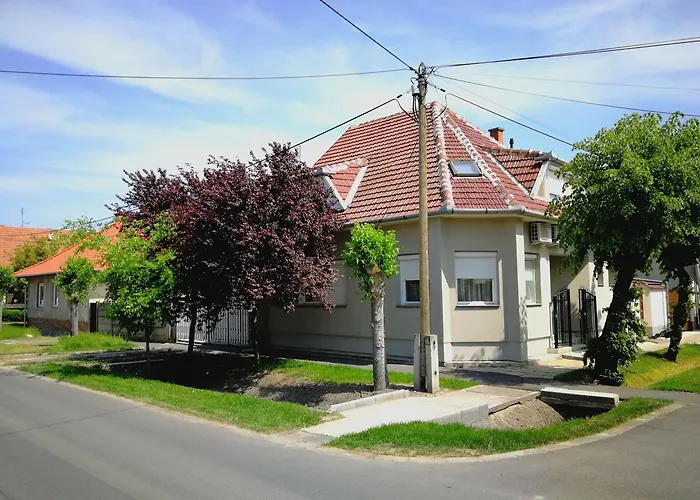 아파트 Jank Apartman 귤러